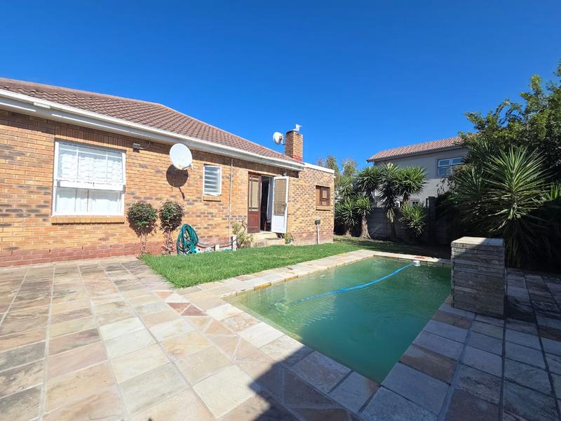 2 Bedroom Property for Sale in D